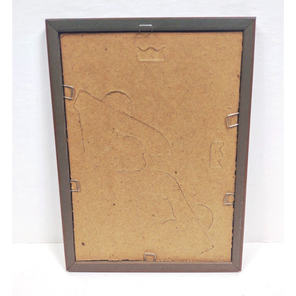 Vintage Metal Faux Wood Small Picture Frame w Gold Trim 5x7 Hang Stand MCM - Picture 4 of 7